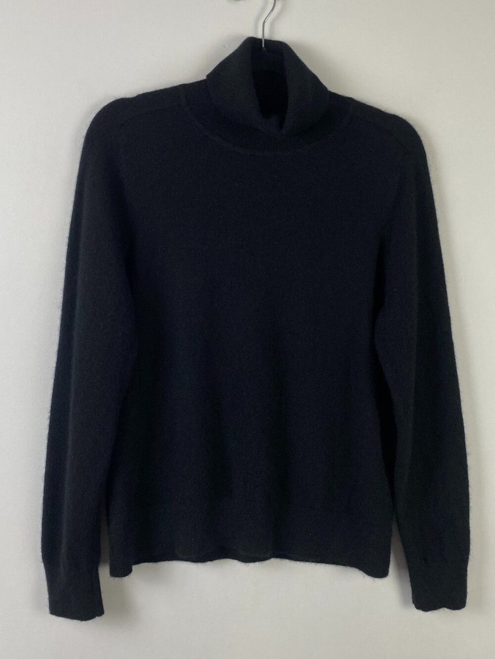 Quince 100% Cashmere Turtleneck Sweater Size Large Solid Black